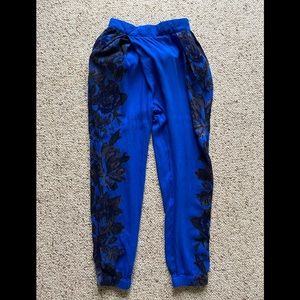 Free People Blue Floral Dressy Jogger Pants